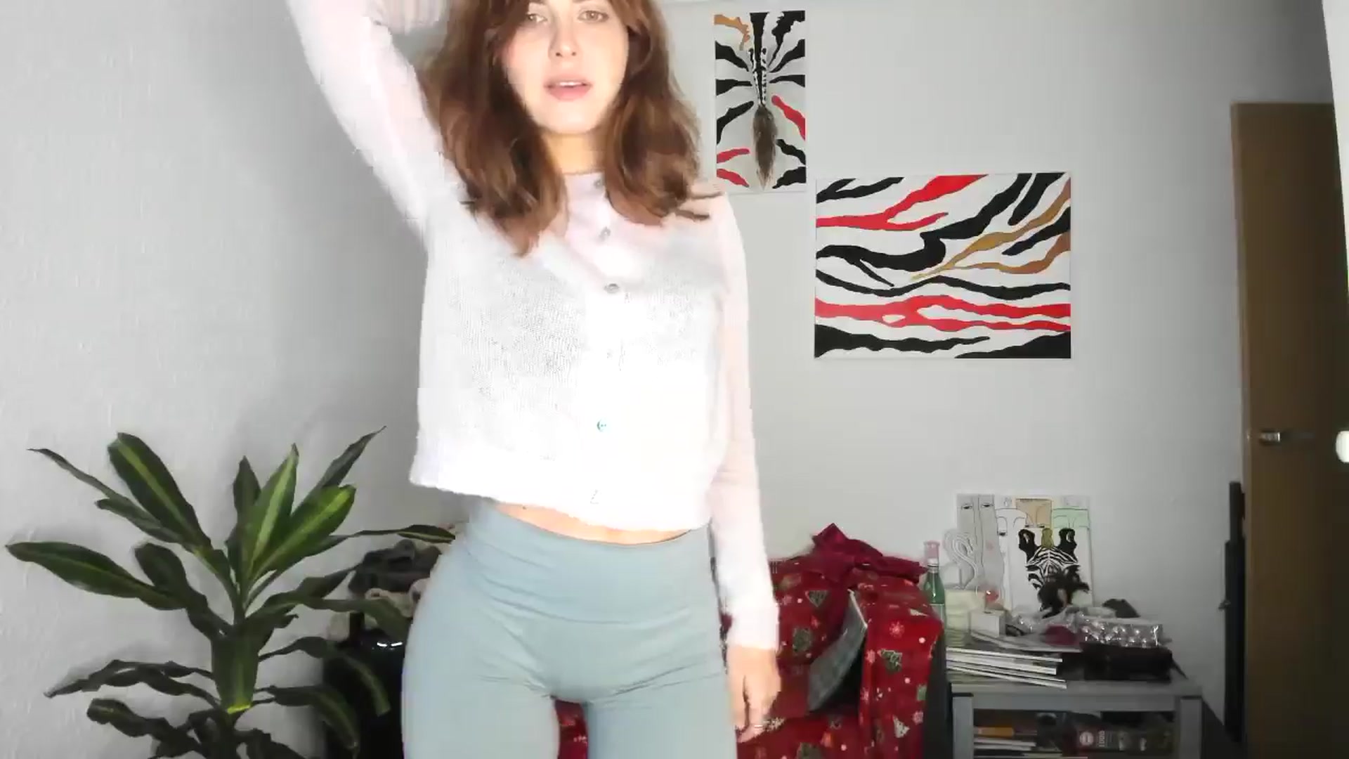 AhahaGirl video thumbnail
