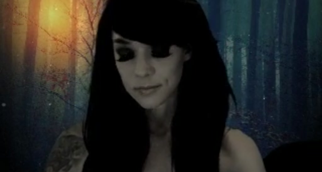 AnnaMolli video thumbnail