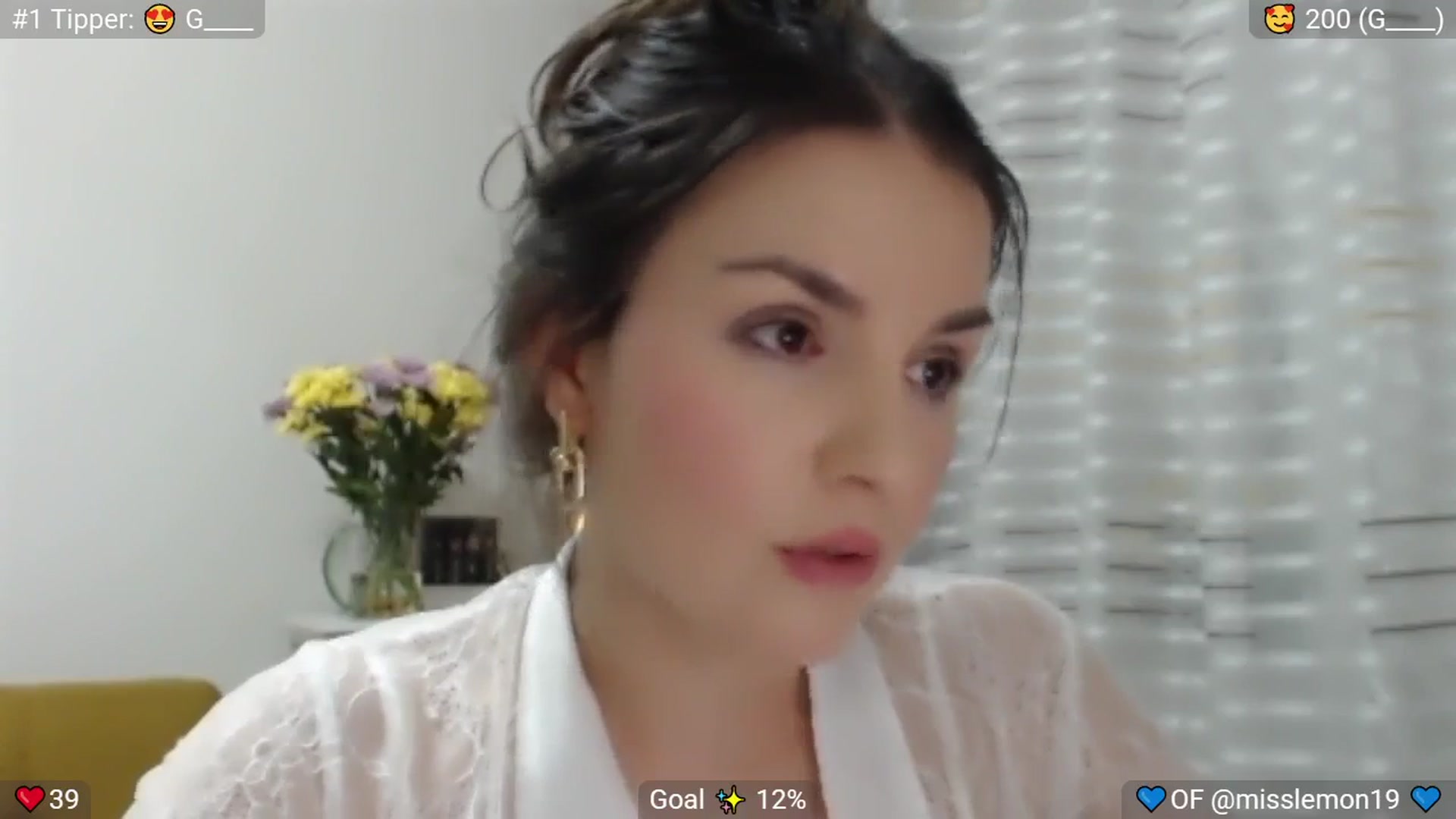 MissReno video thumbnail