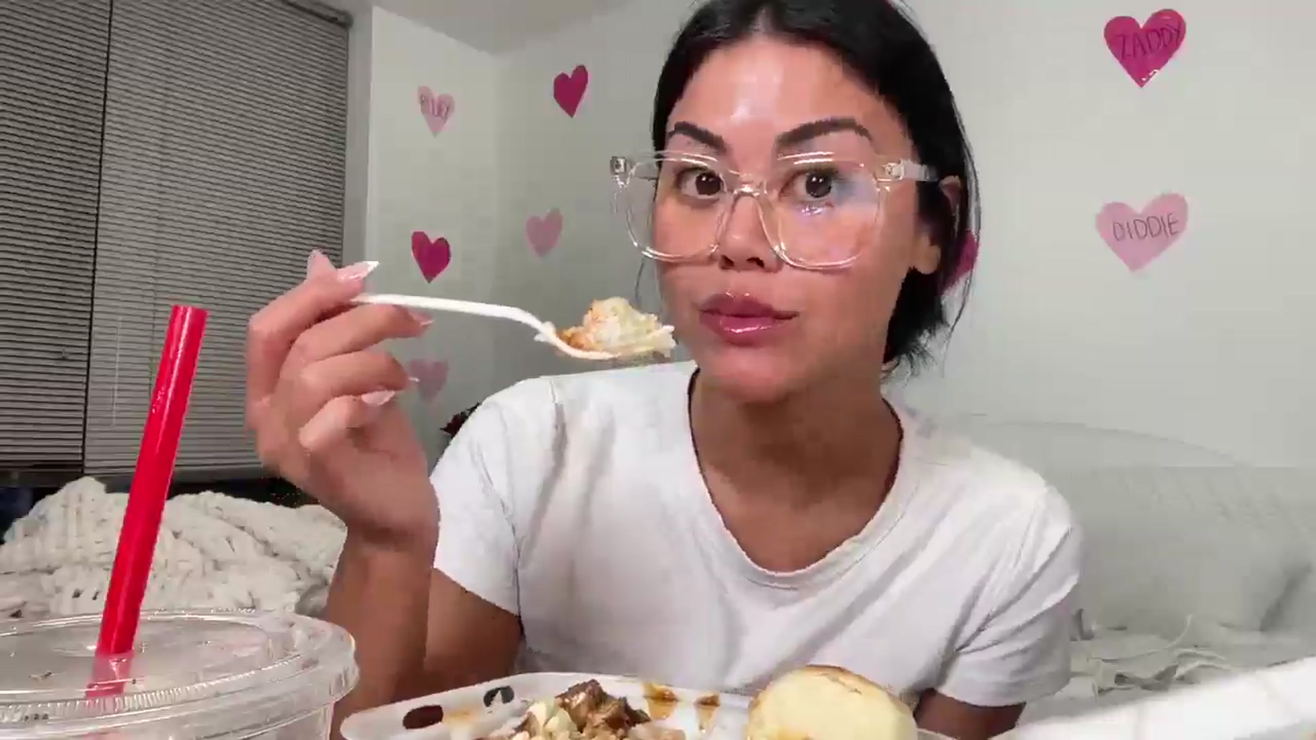 Naomilynn video thumbnail