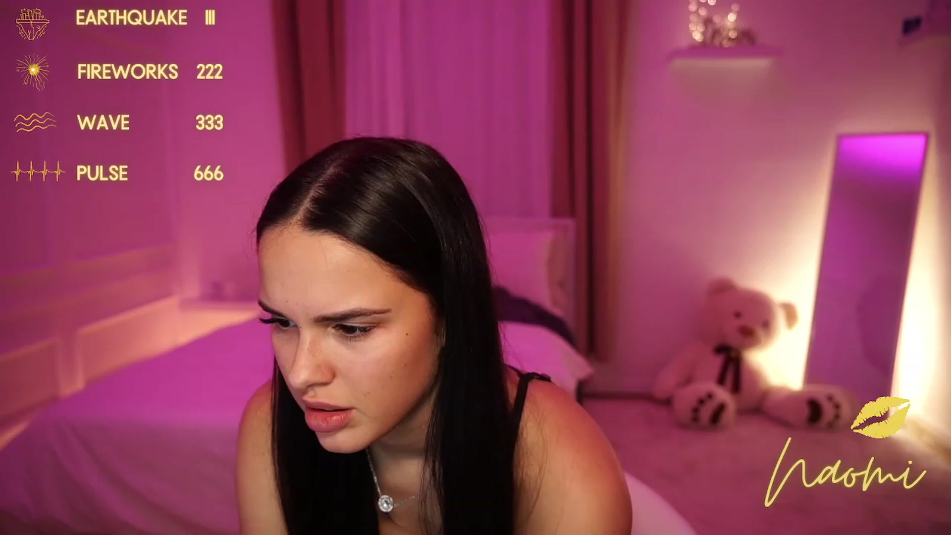 cinnabellee video thumbnail