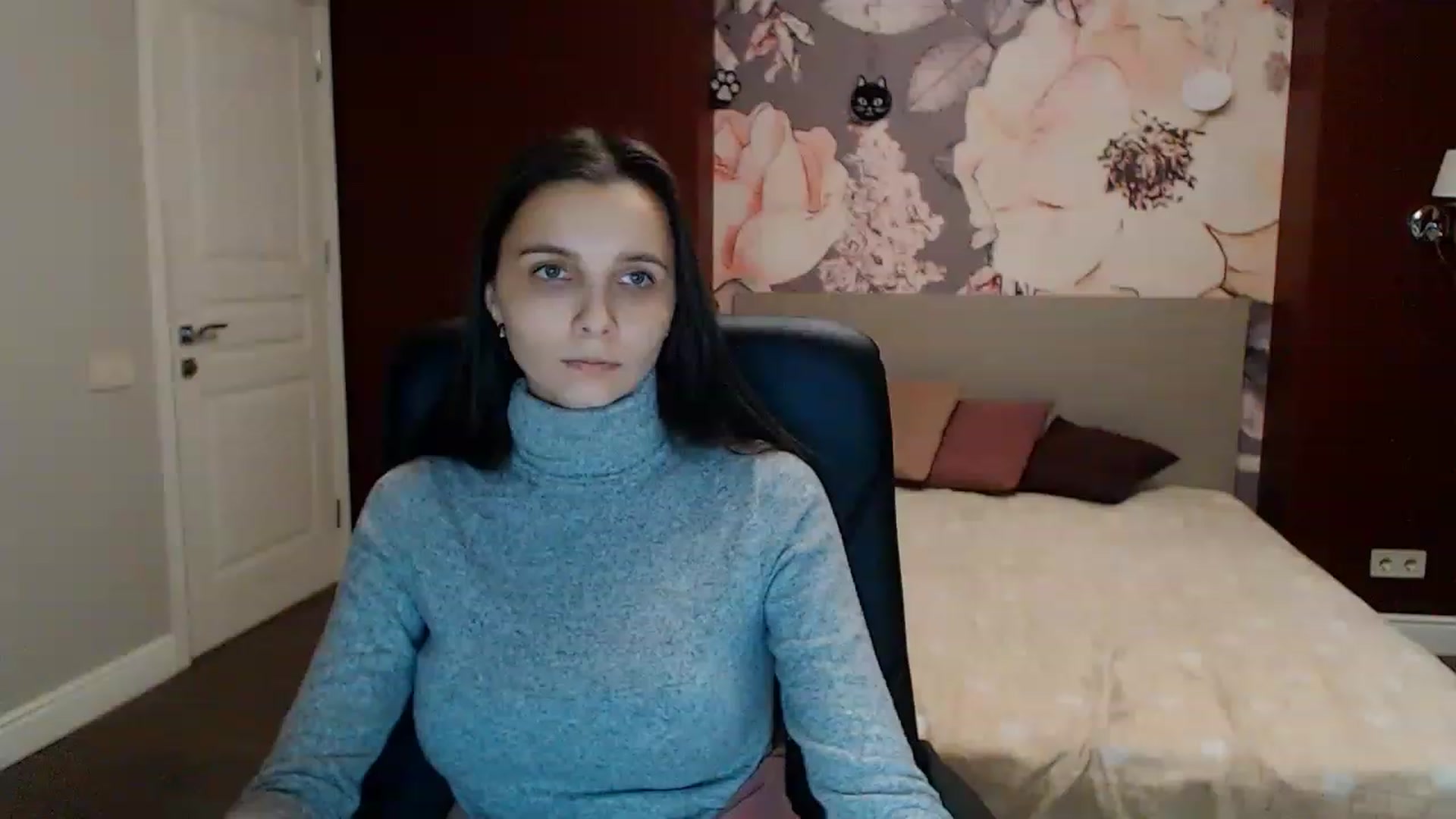 Karina_Mils video thumbnail