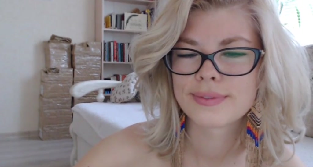 MissDelicia video thumbnail