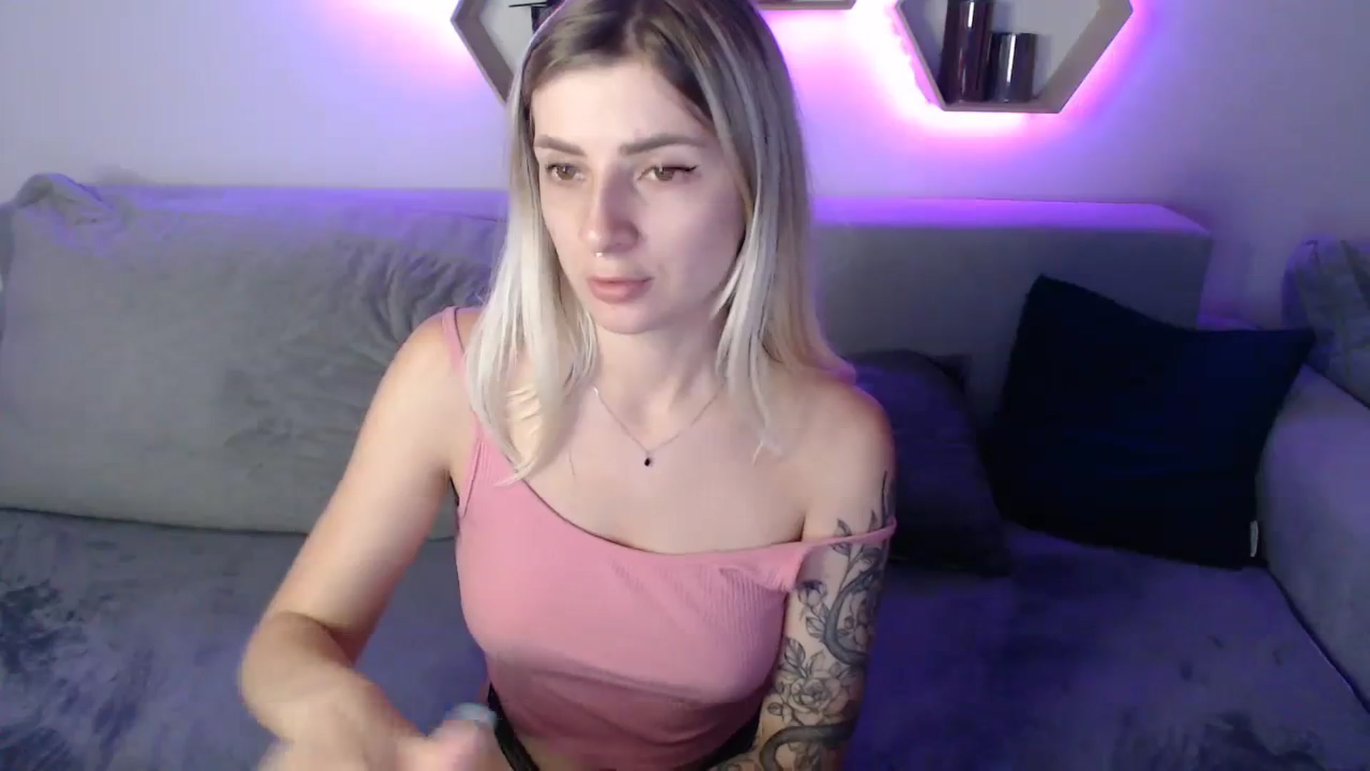 NanaFox video thumbnail