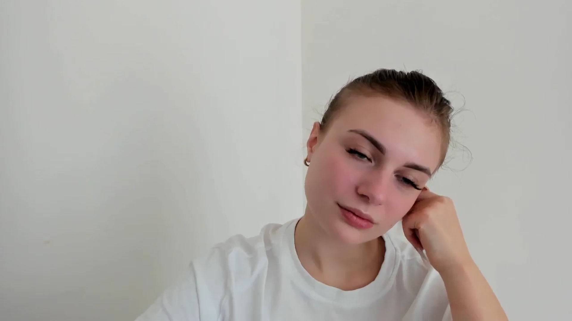 EarlyyBird video thumbnail