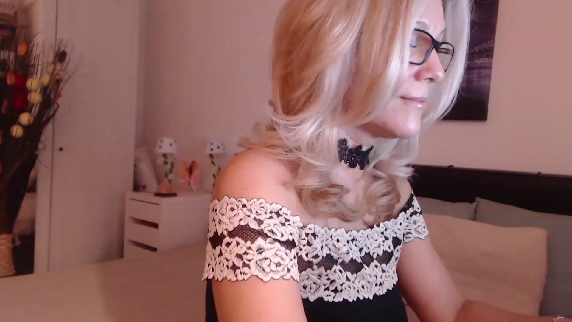 Reeya71 video thumbnail
