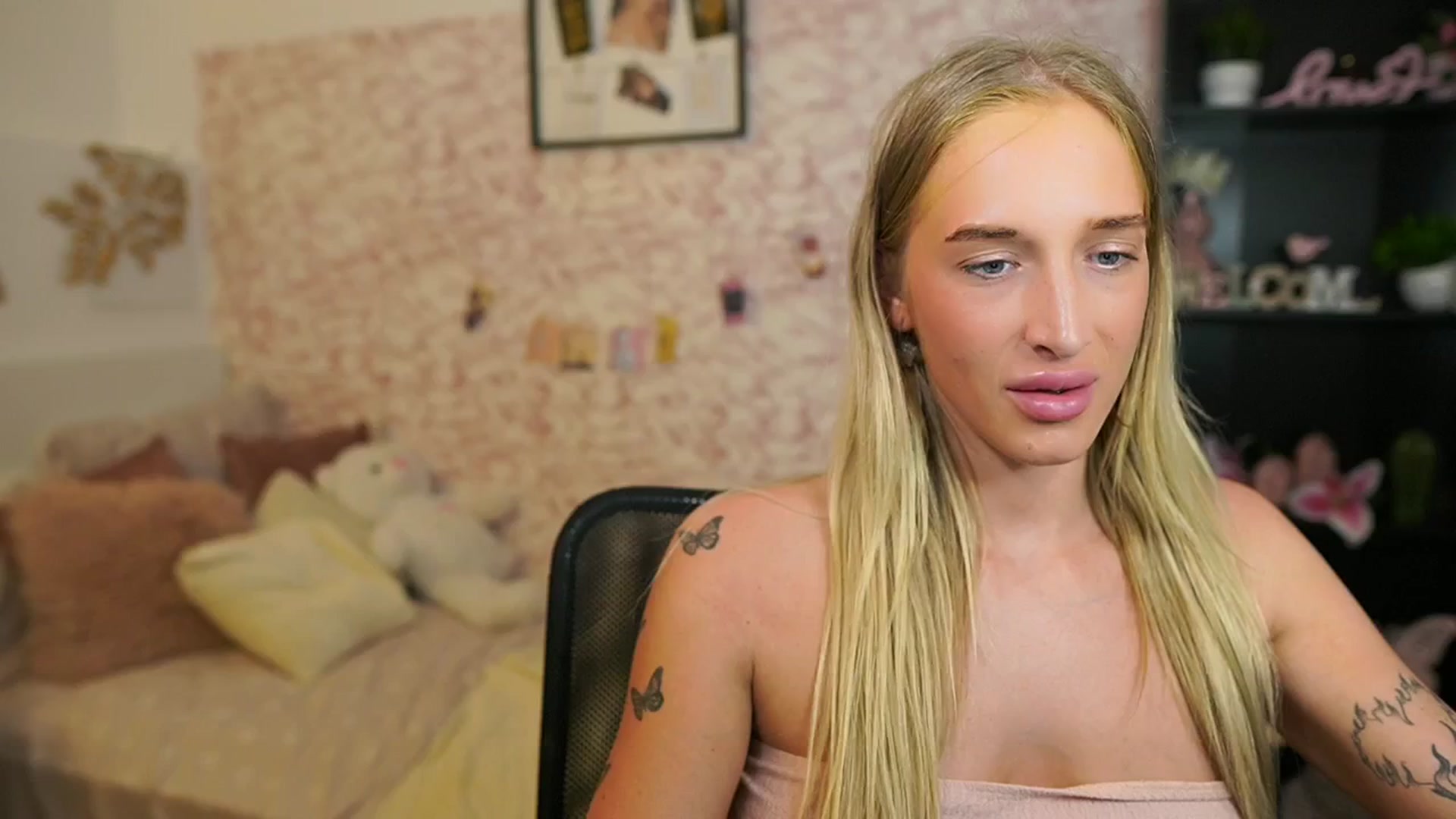 NicoletteShea video thumbnail