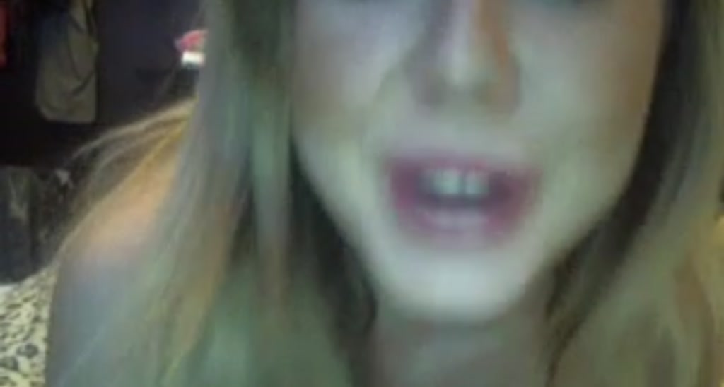 MiniMariah video thumbnail