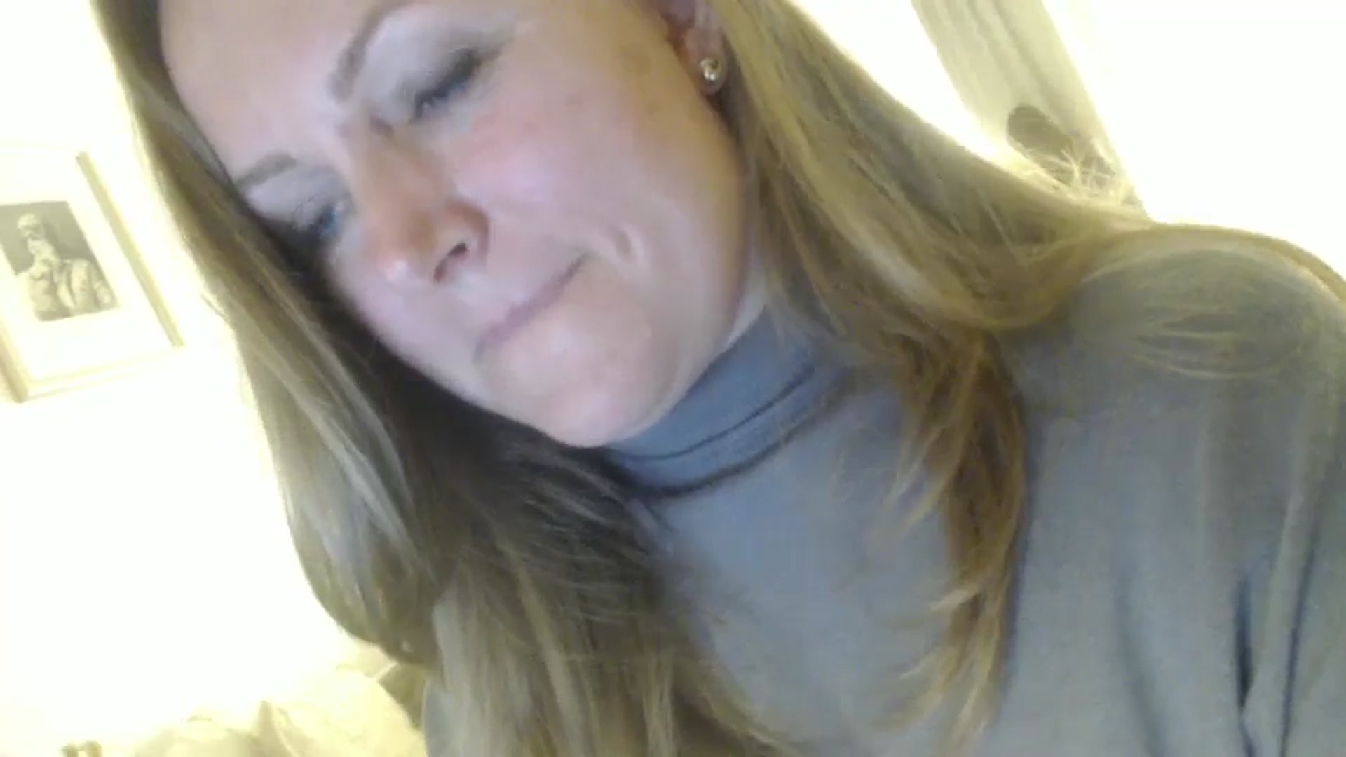 JustLily video thumbnail