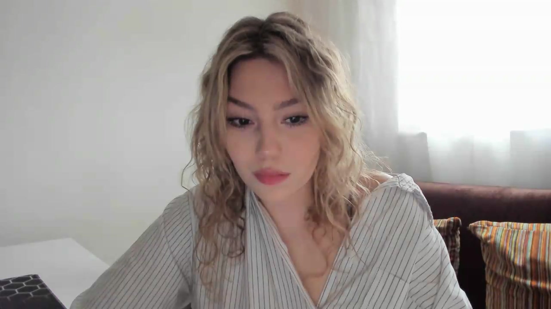 Milanana video thumbnail