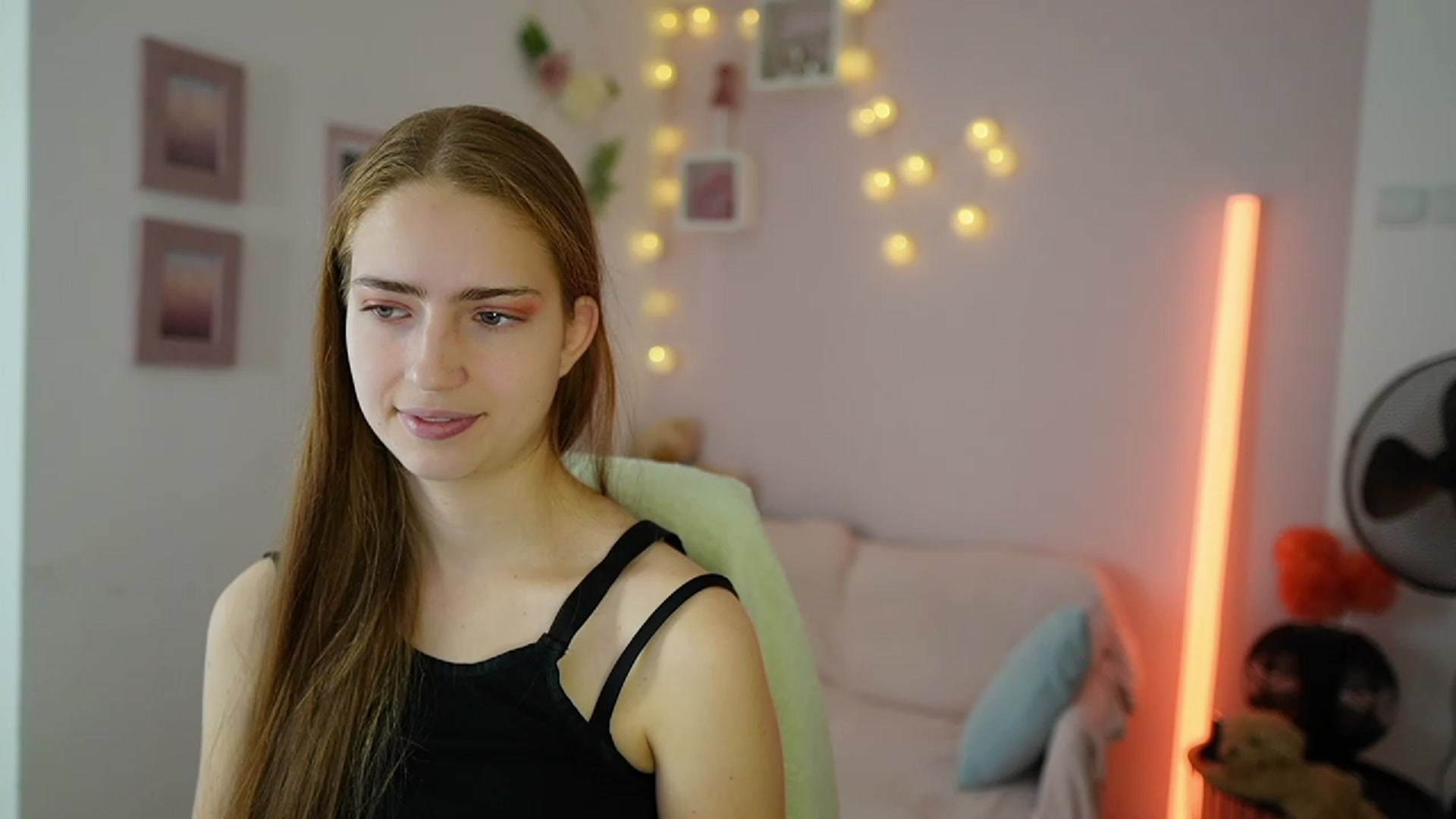 Naomi_Woods18 video thumbnail