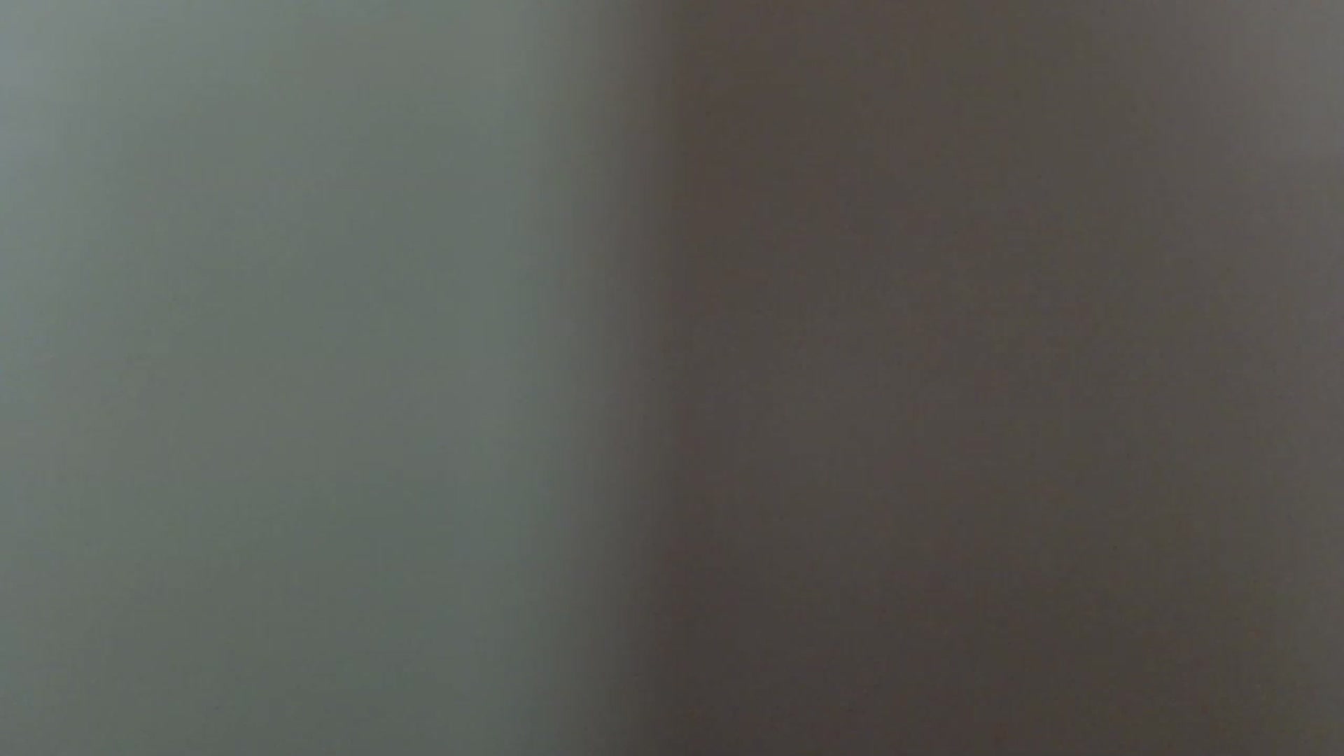 ElleBloom video thumbnail