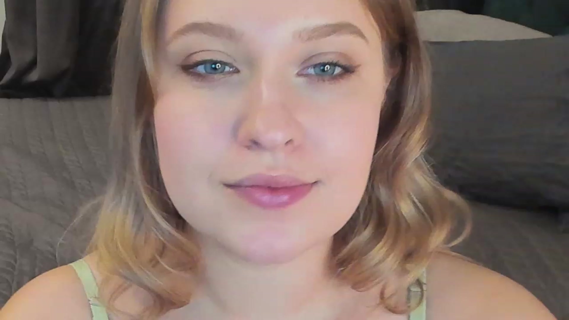 SensualAdict video thumbnail