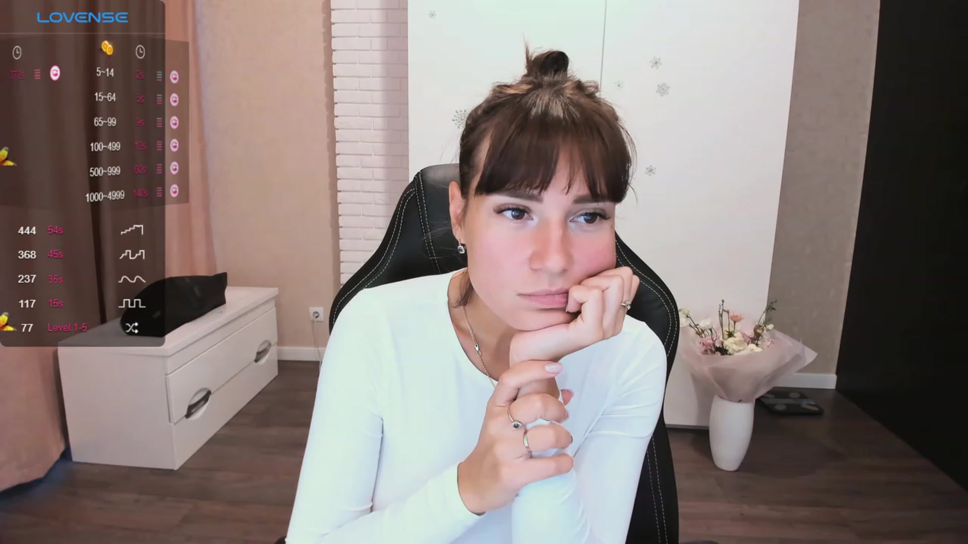 HollyMollyy video thumbnail