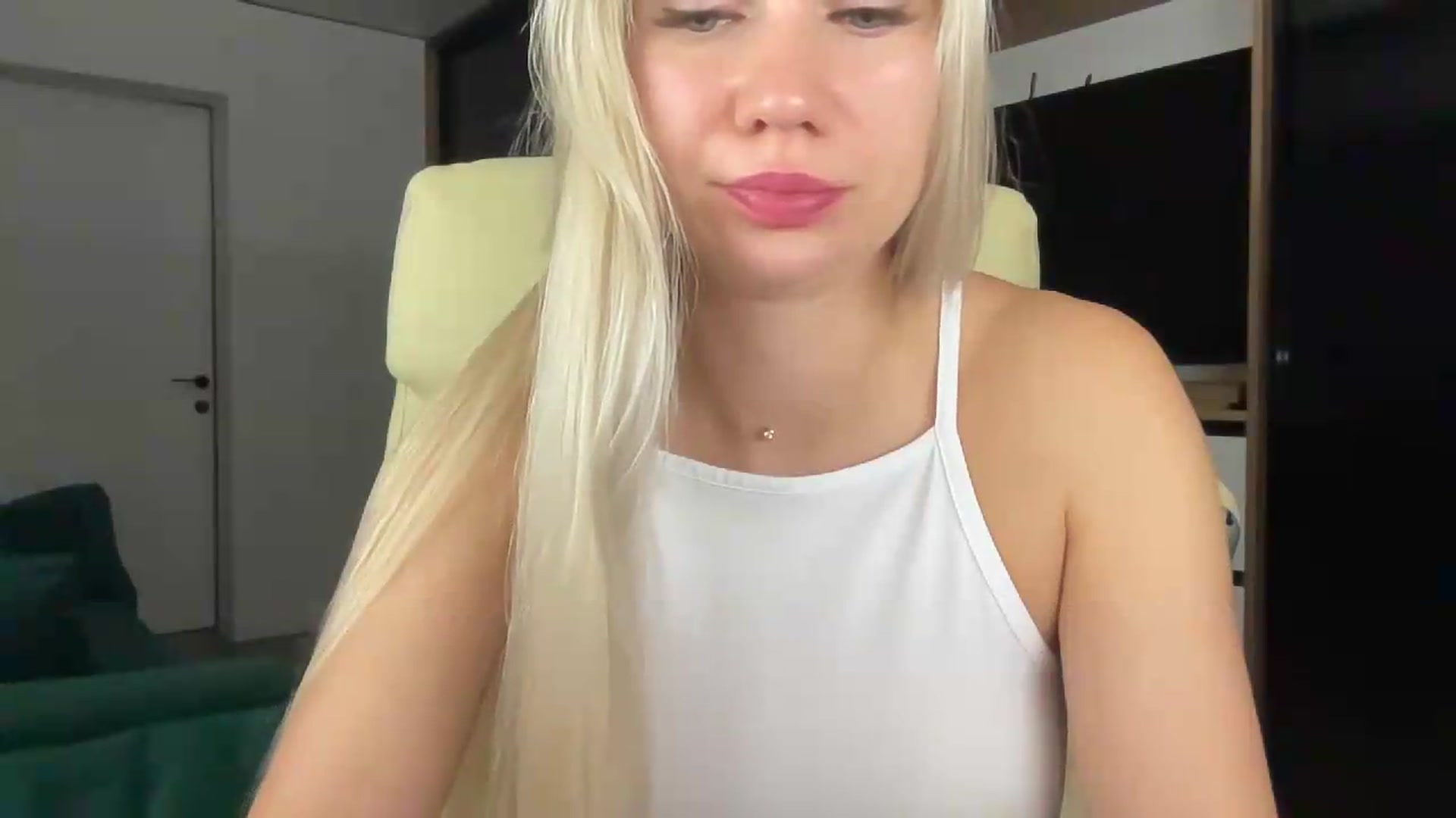 Miss_Sylvia video thumbnail