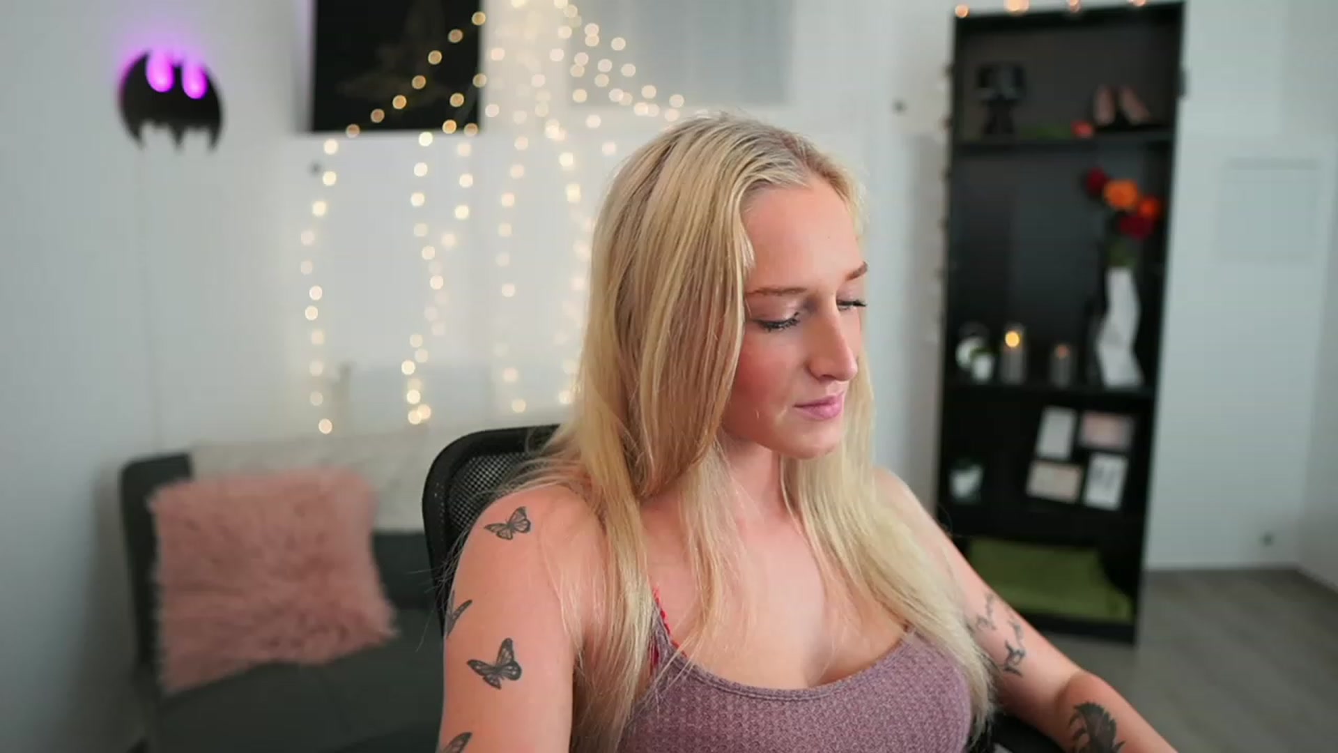 NicoletteShea video thumbnail