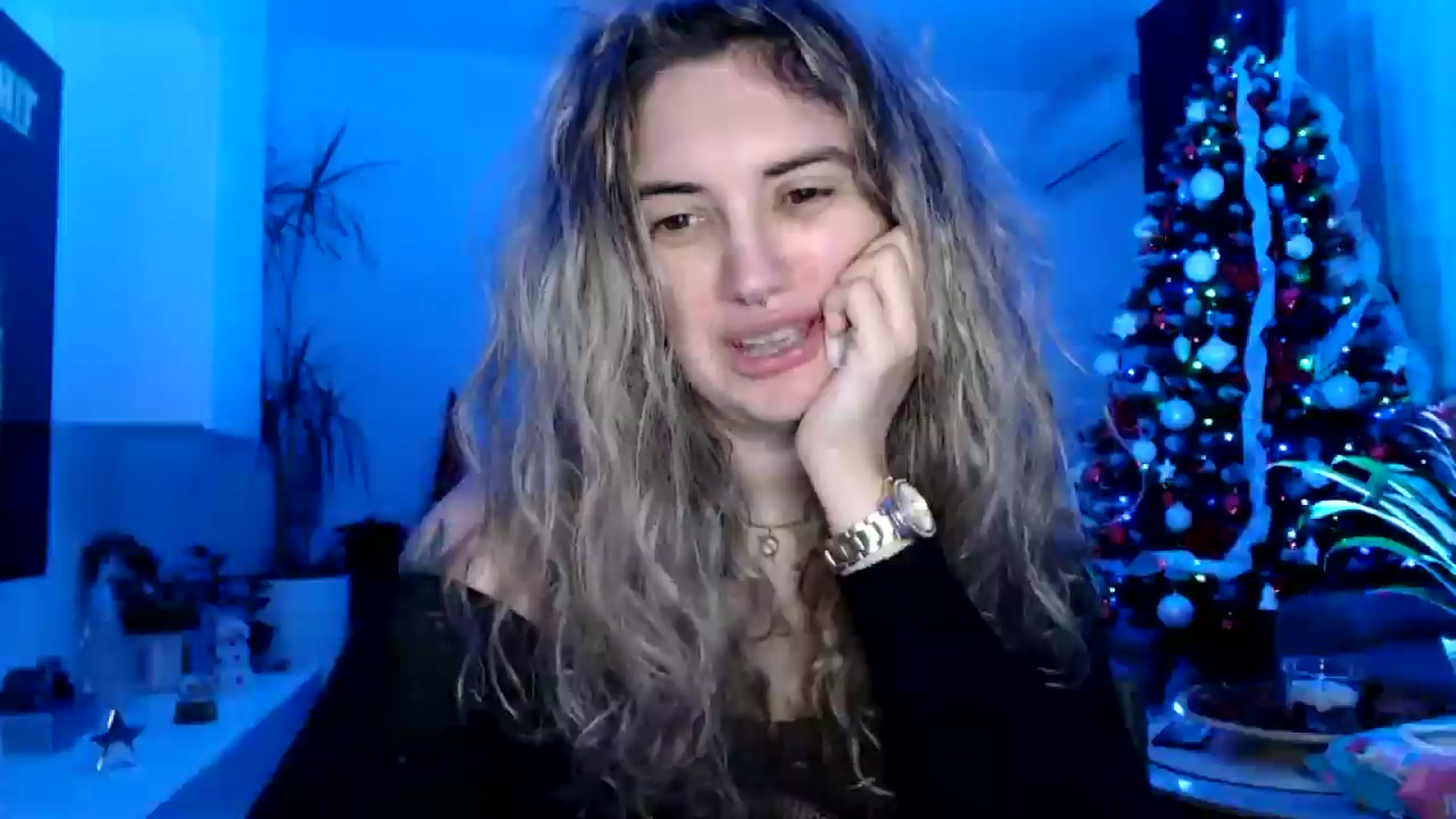 MissDivinna video thumbnail