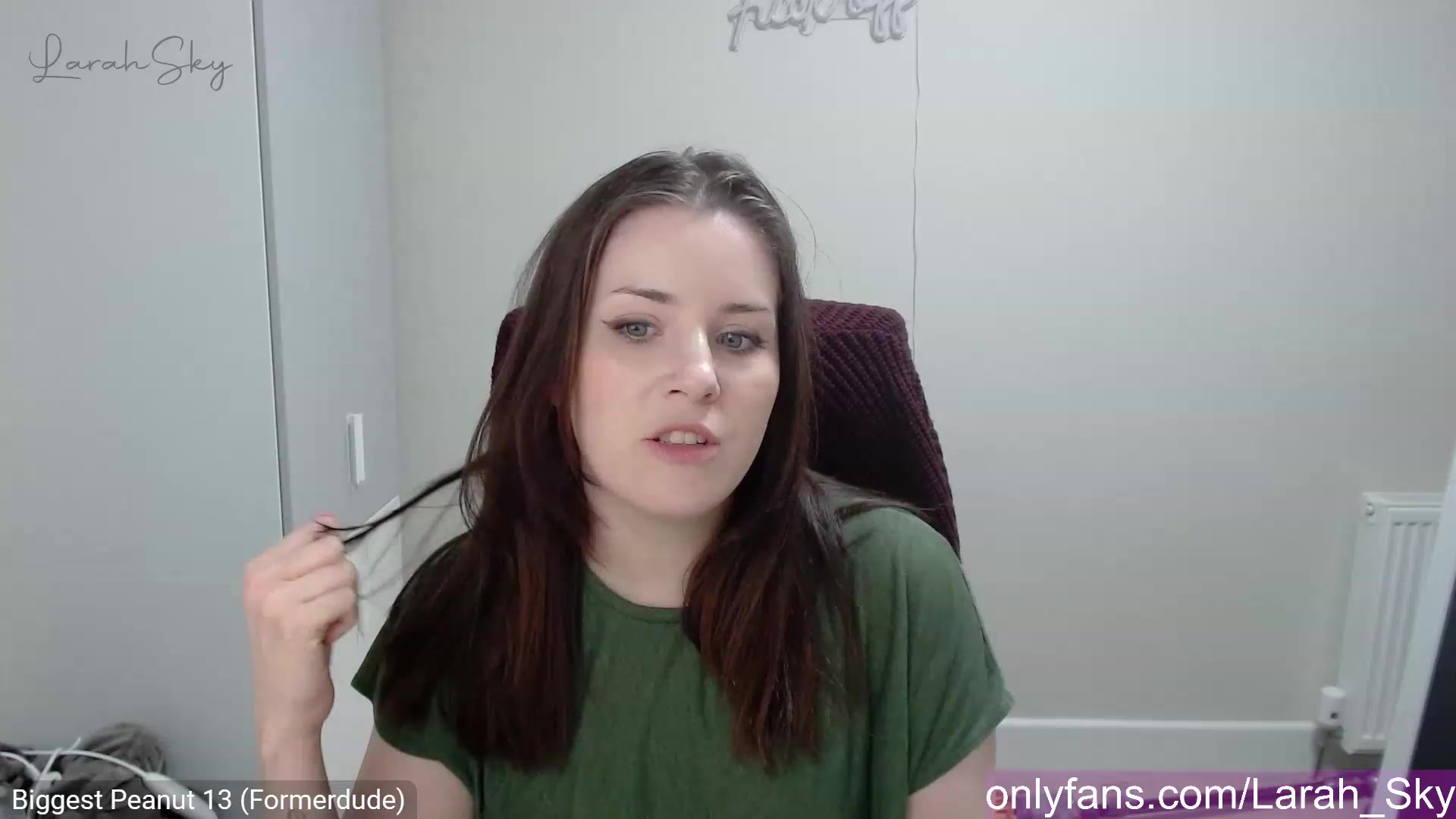 Larah_Sky video thumbnail