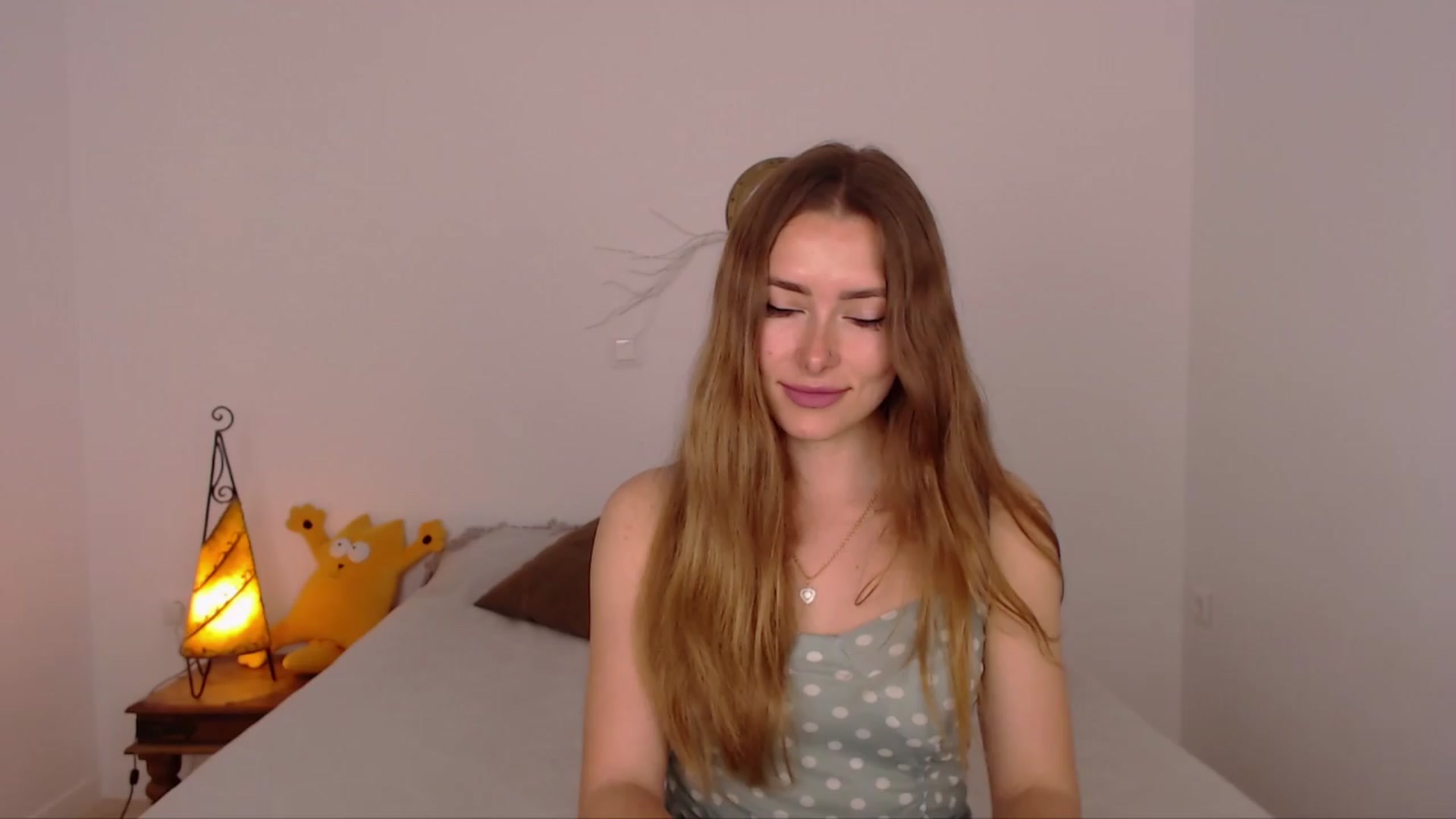 SimonsWife video thumbnail