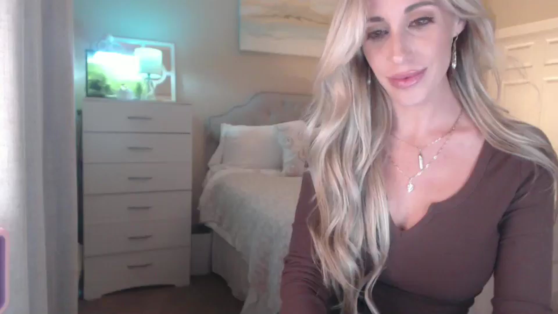 Queen_bambii video thumbnail