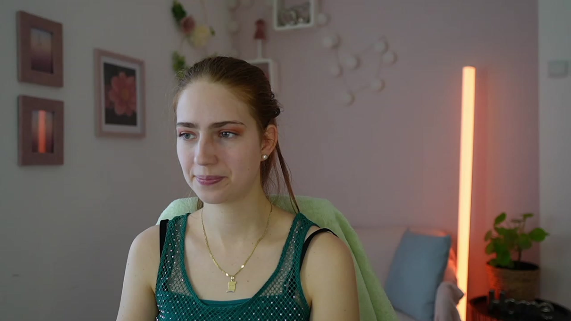 Naomi_Woods18 video thumbnail