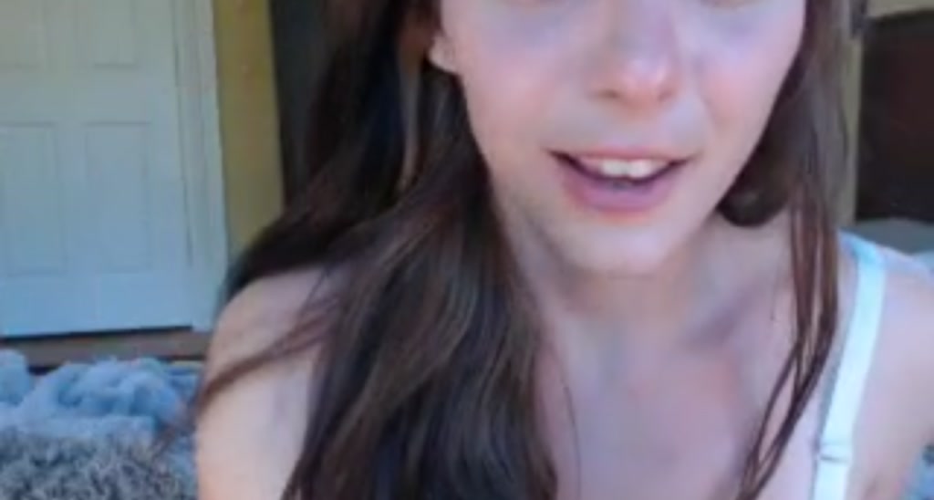 LittleFrankie video thumbnail