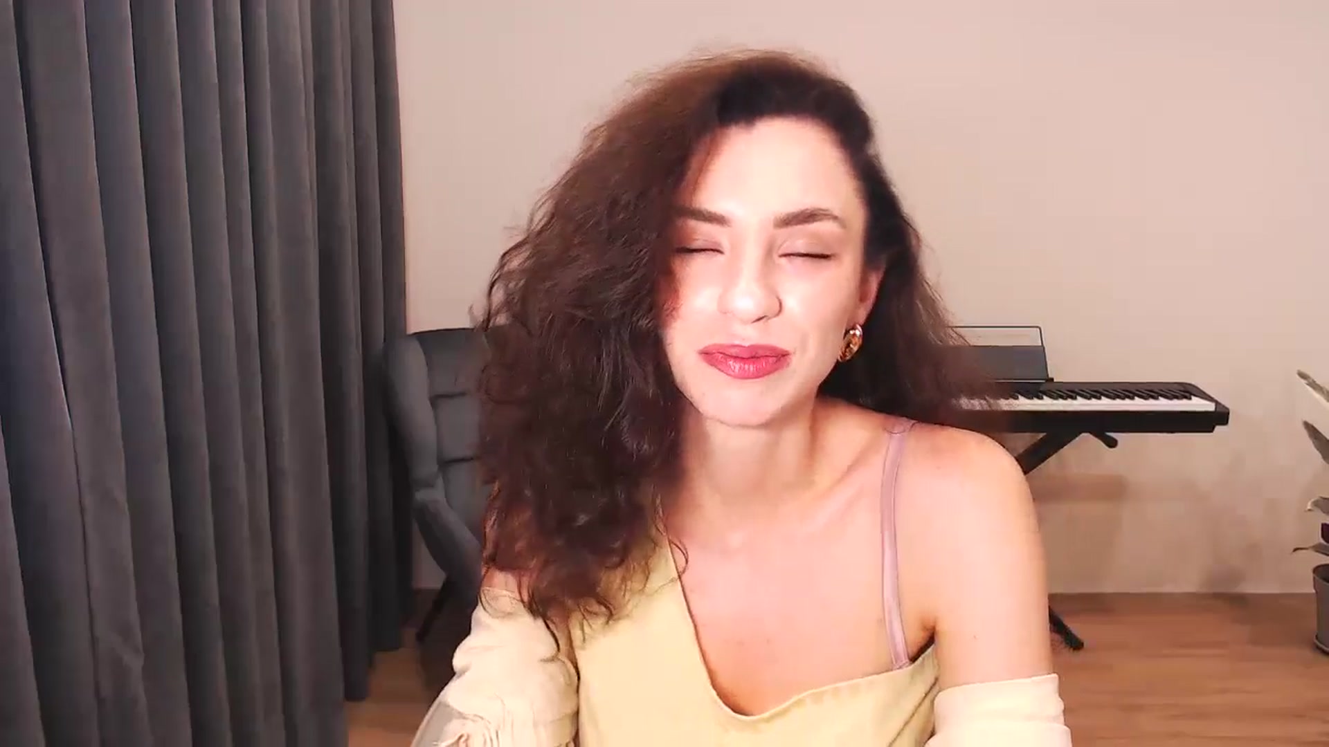 Millla_Mi video thumbnail