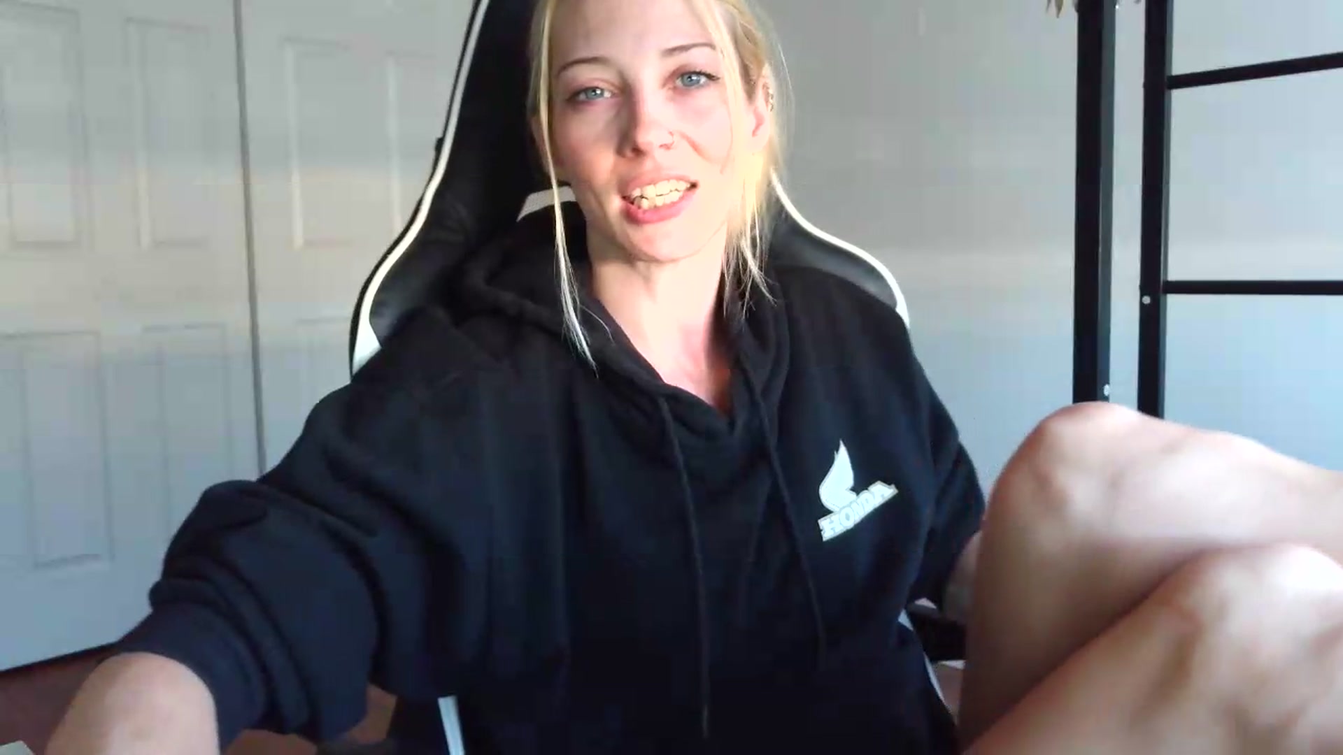 Leeleigh1 video thumbnail