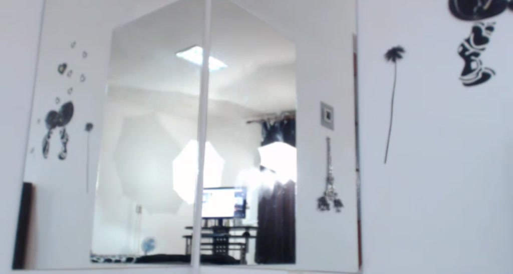 CleoBee video thumbnail