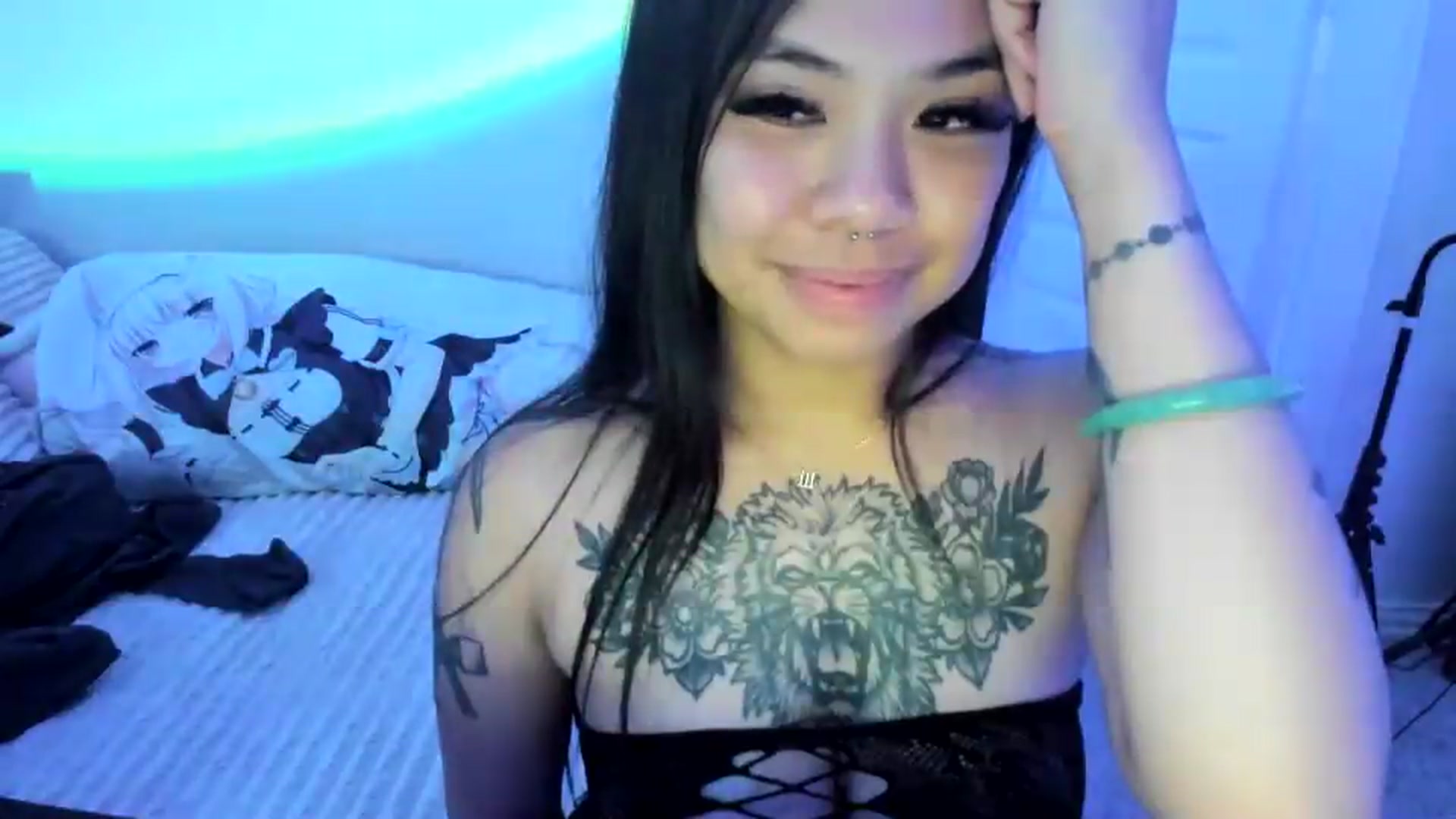 dolllface video thumbnail