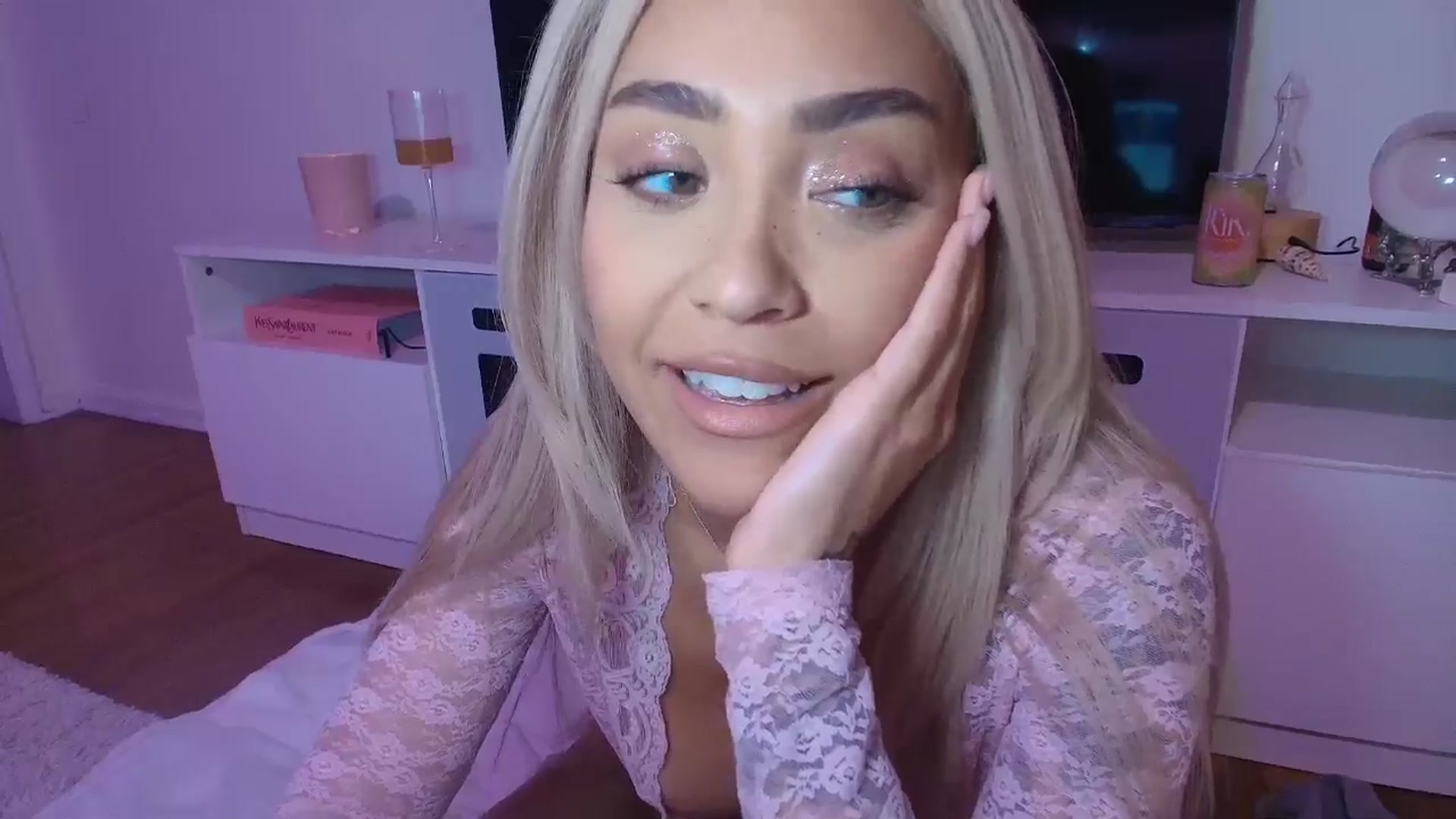 rosiewestttt video thumbnail