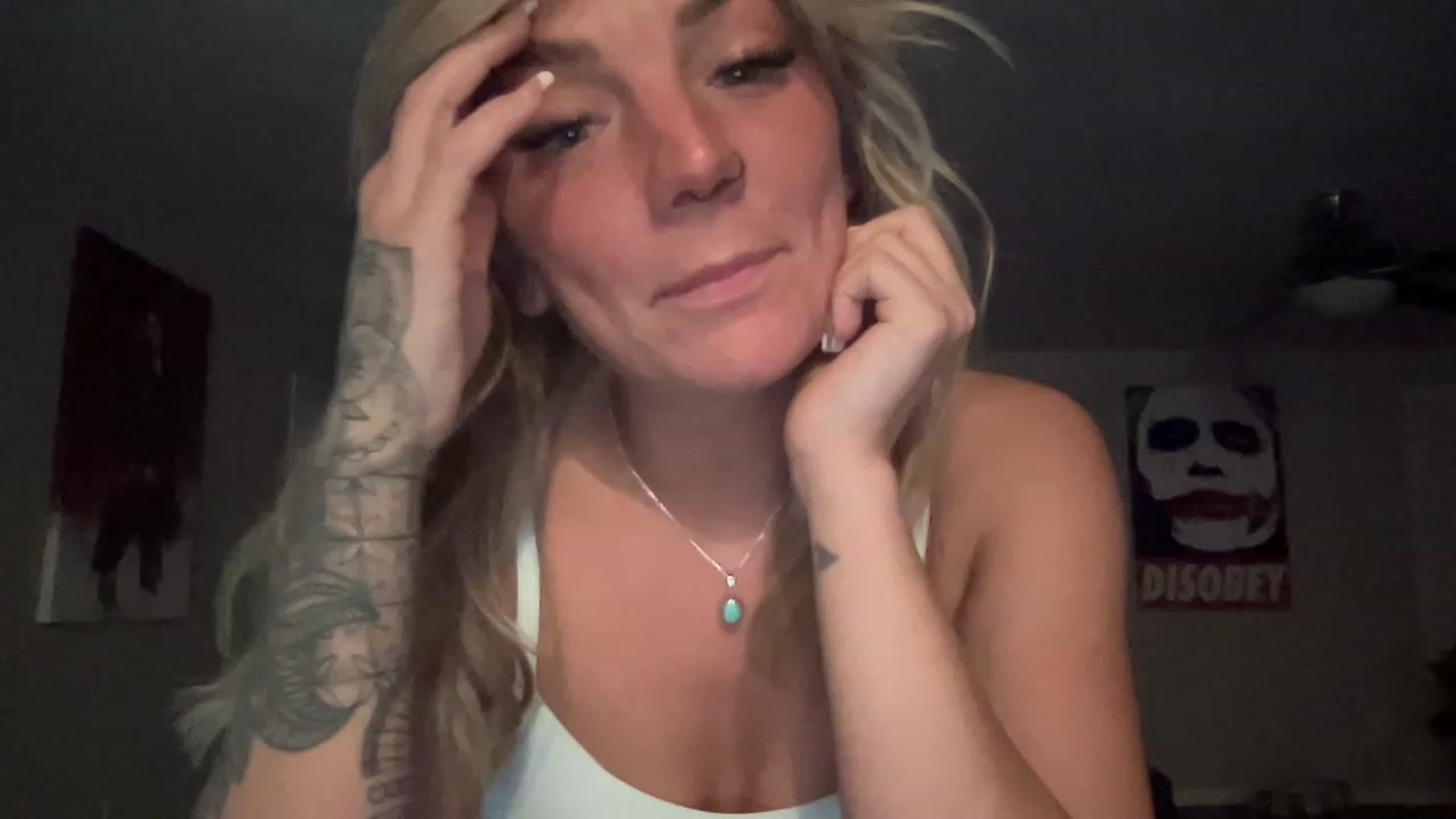 XEllieraeX video thumbnail