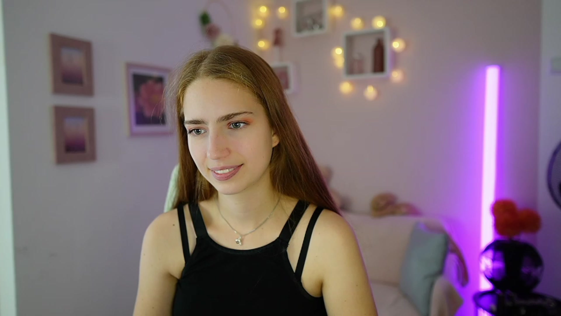 Naomi_Woods18 video thumbnail