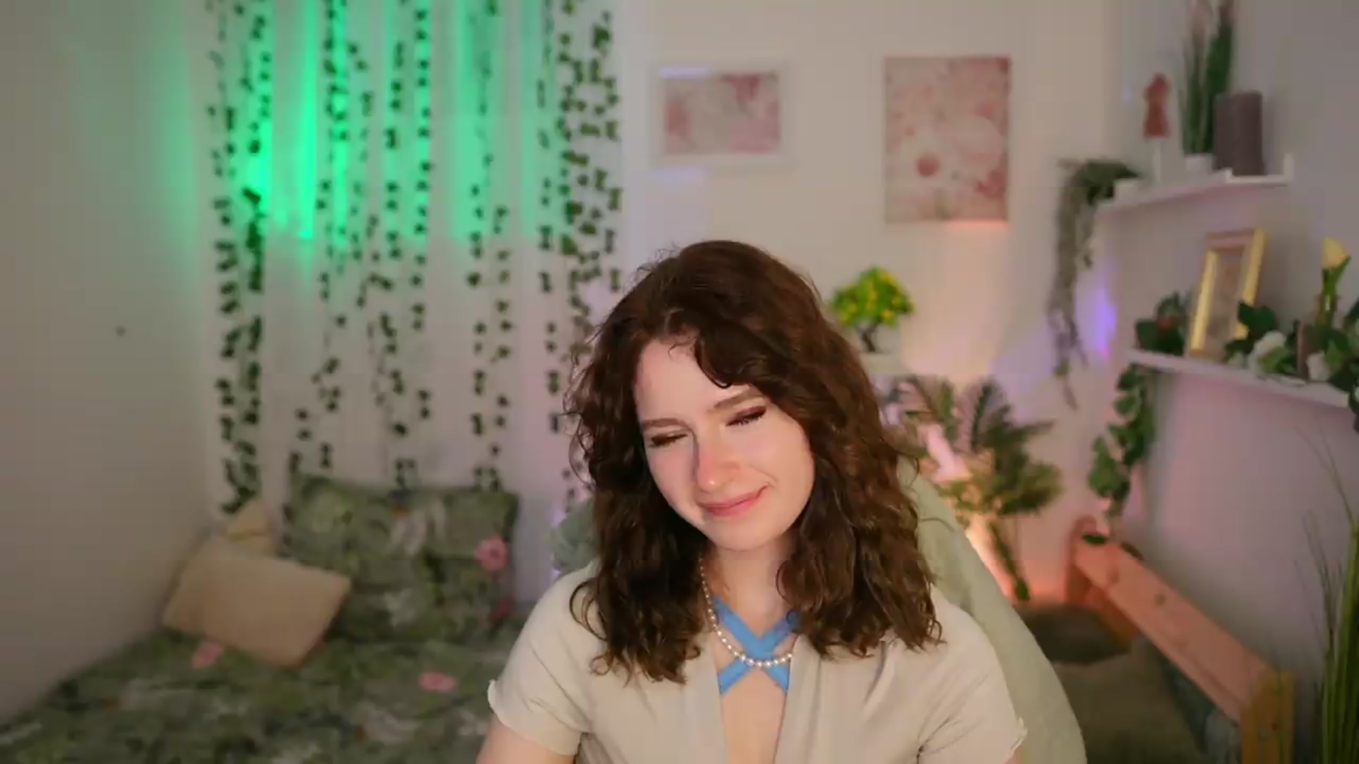 Emily_Paris18 video thumbnail
