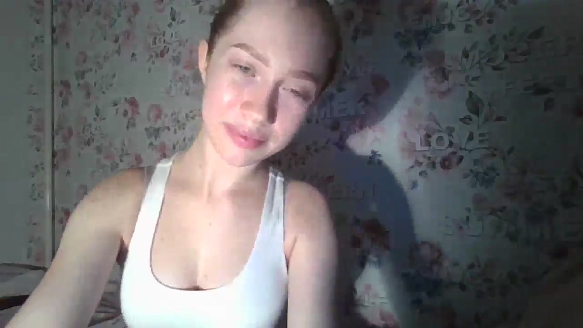 KittyLuxxe video thumbnail