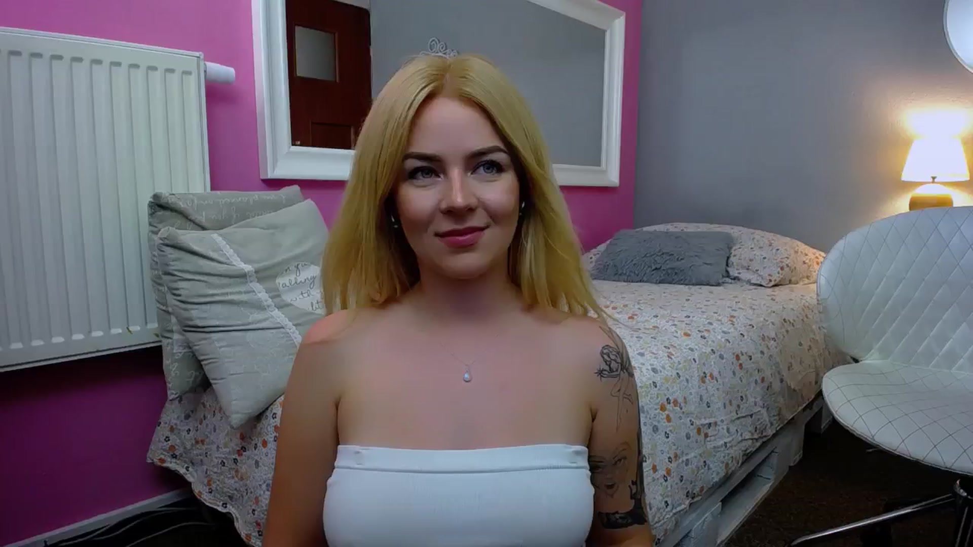 AurelieSierra video thumbnail