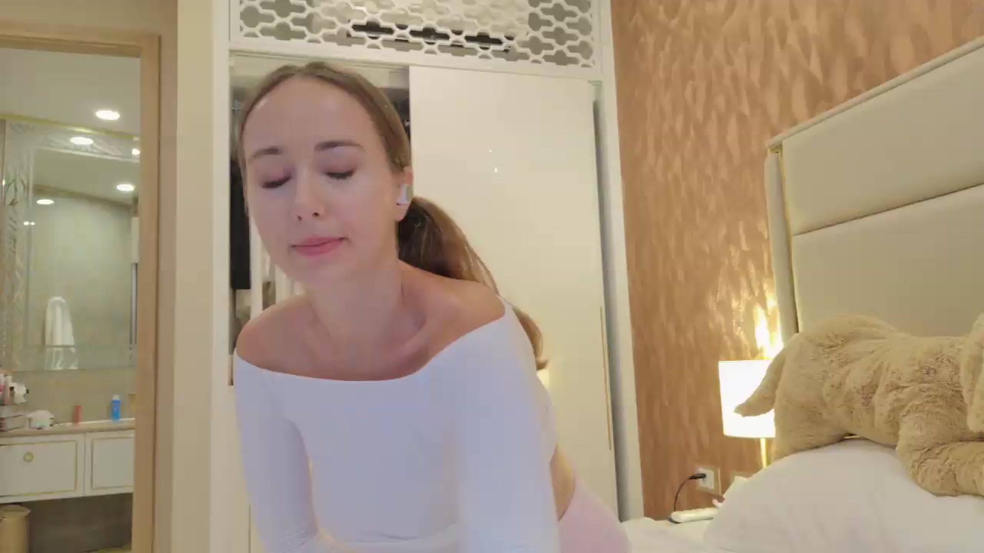 BlushyAnna video thumbnail
