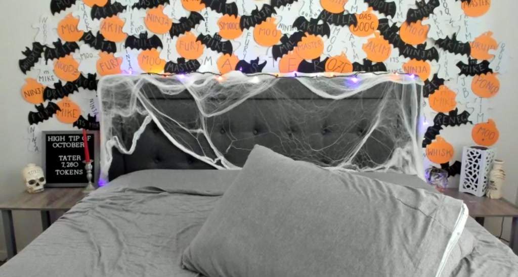 Halloweinie video thumbnail