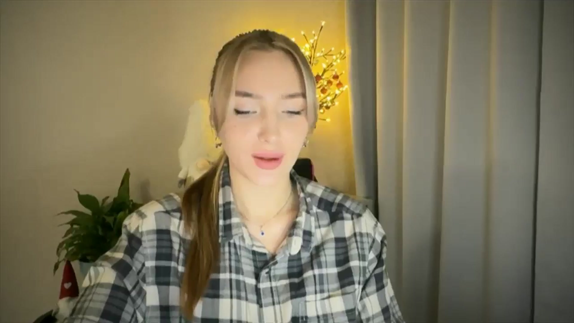 My_Diana video thumbnail