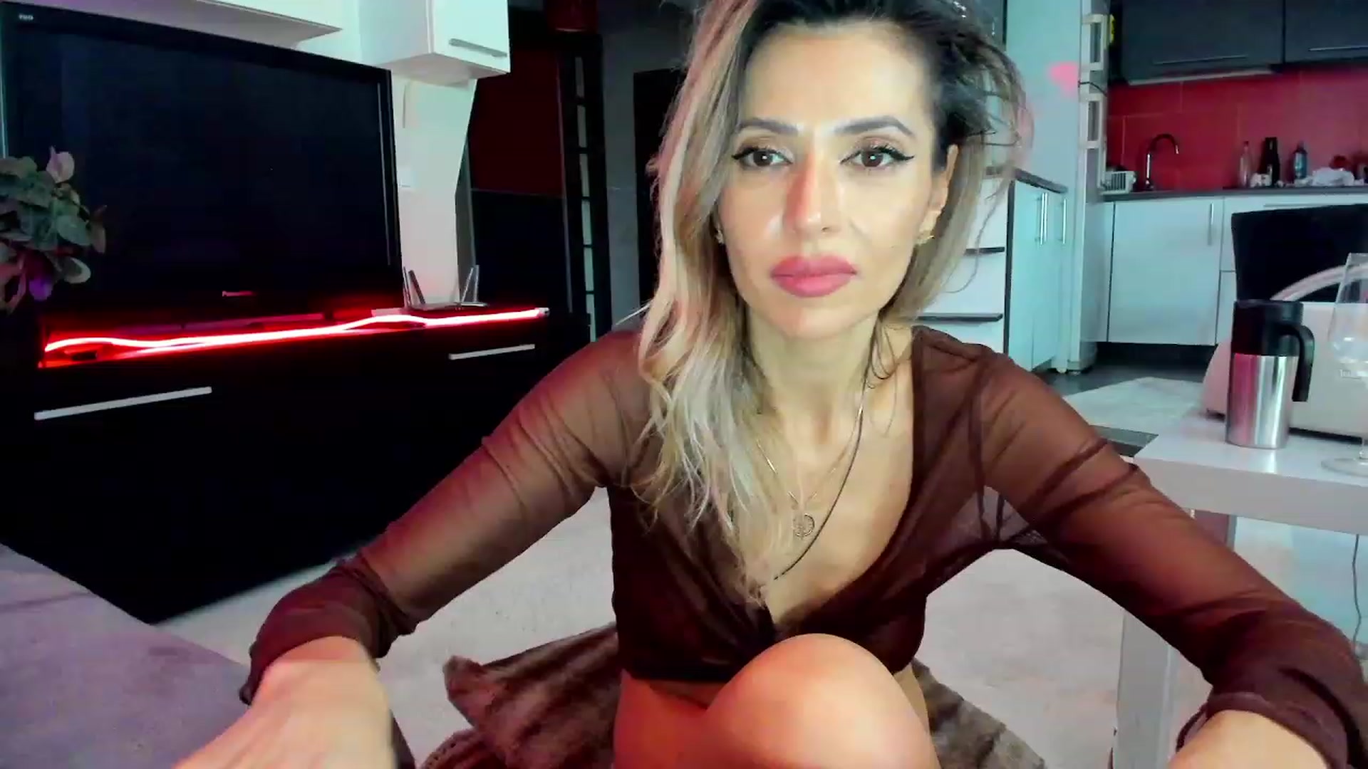 SmileyTinaa video thumbnail