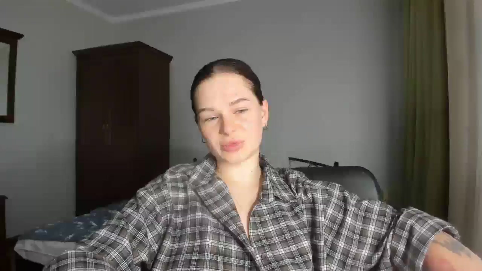 HeyAlisa video thumbnail