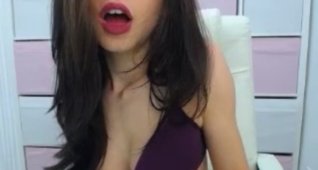 Brunetegirl_ video thumbnail
