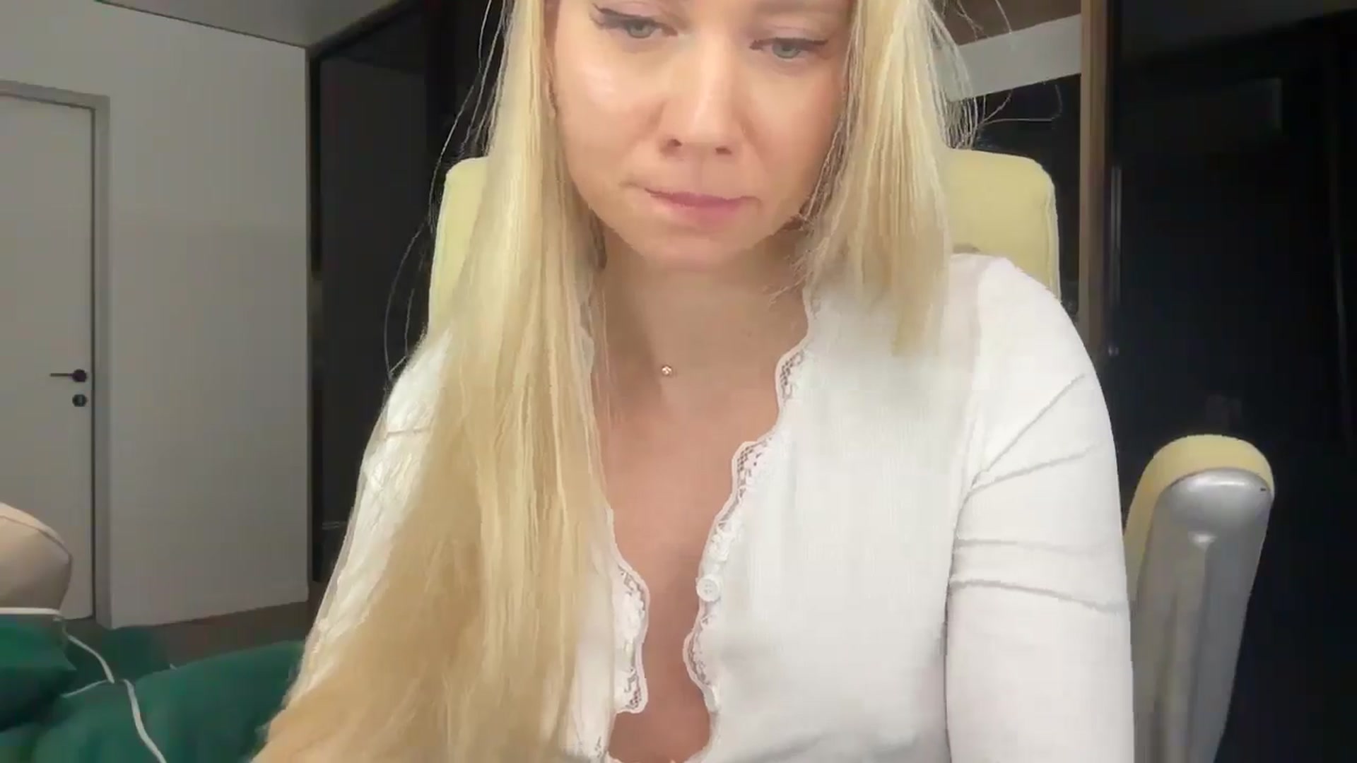 Miss_Sylvia video thumbnail