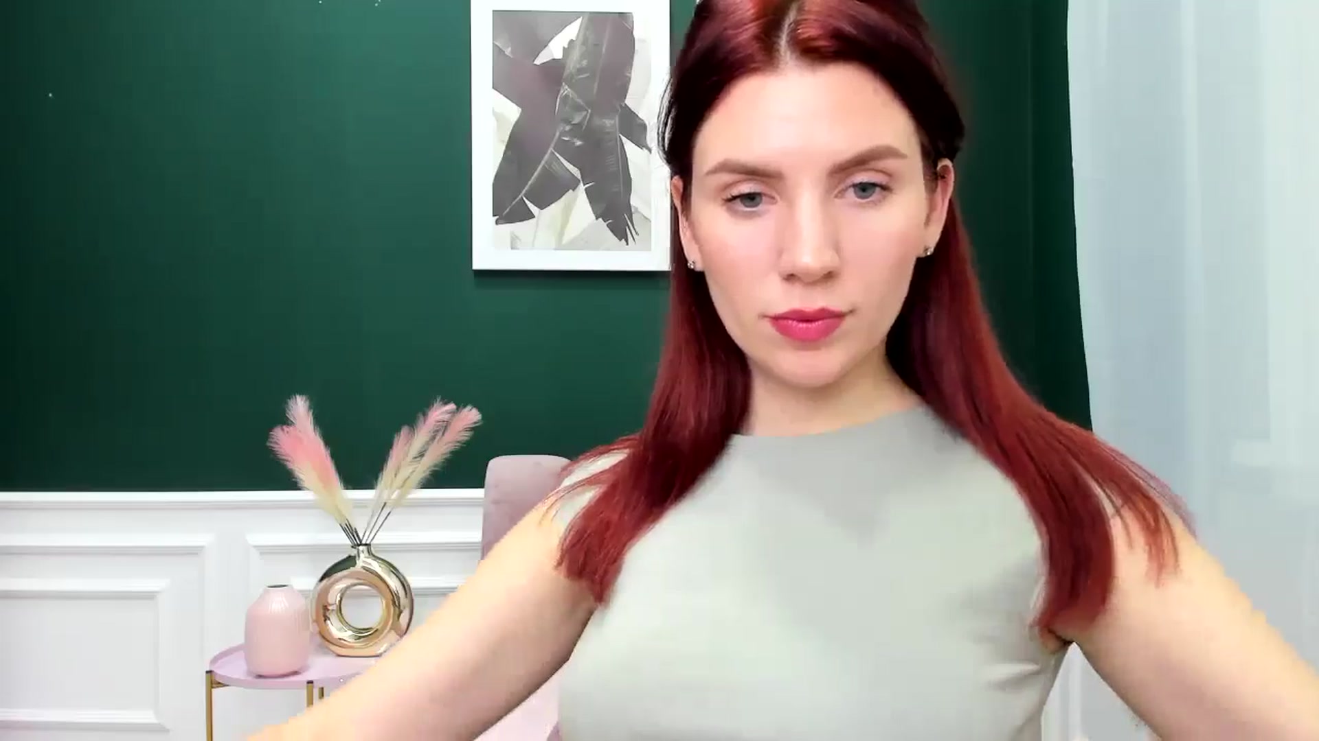 MiaLuxe video thumbnail