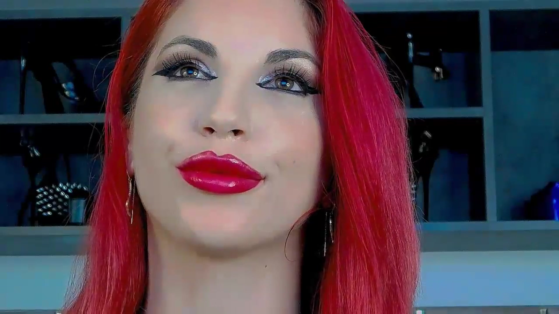 MissRebecaRed video thumbnail