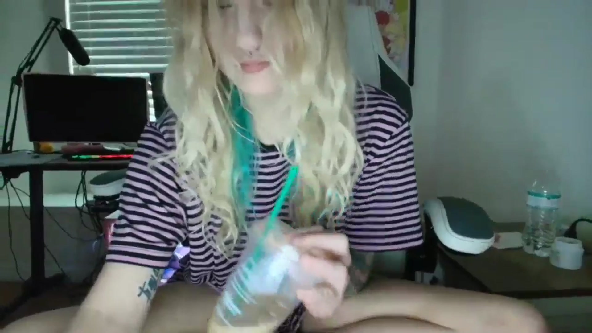 DuckChan0 video thumbnail