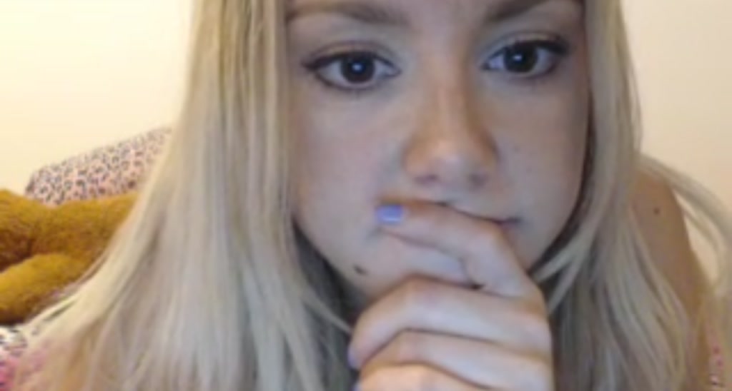 MiniMariah video thumbnail