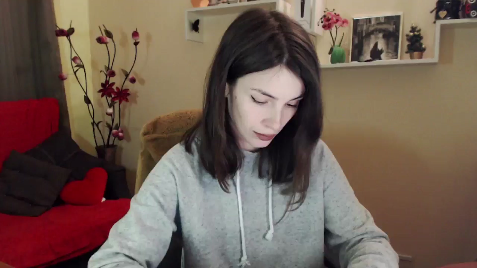MiaRoony video thumbnail