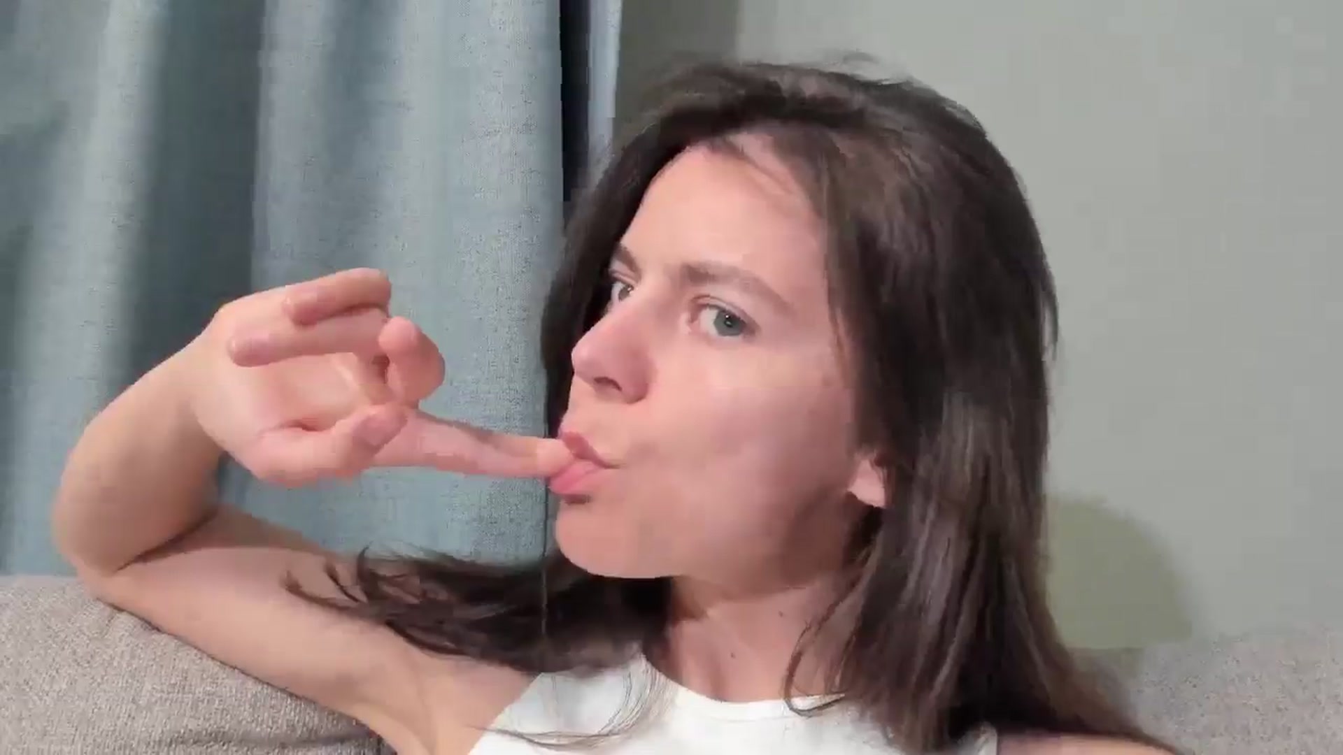 CamilaAccardi video thumbnail