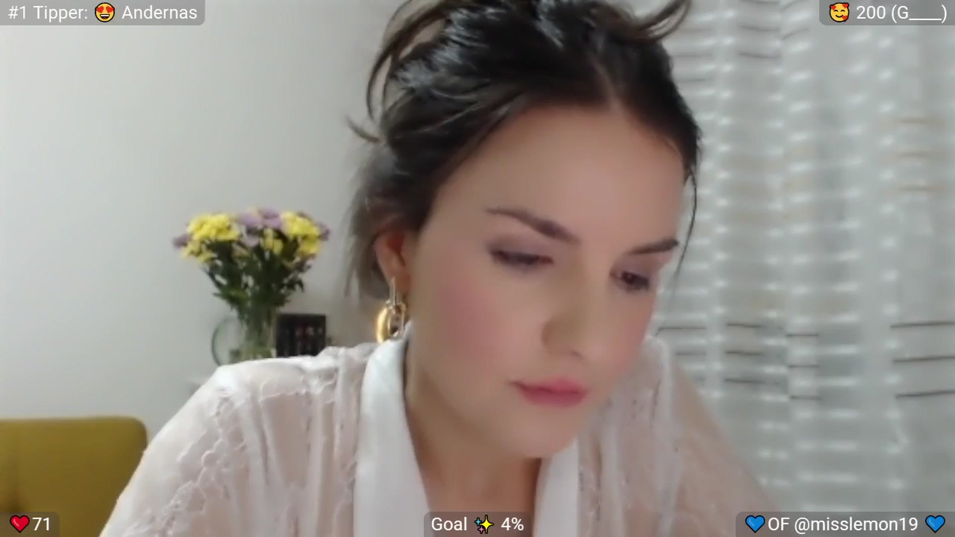 MissReno video thumbnail